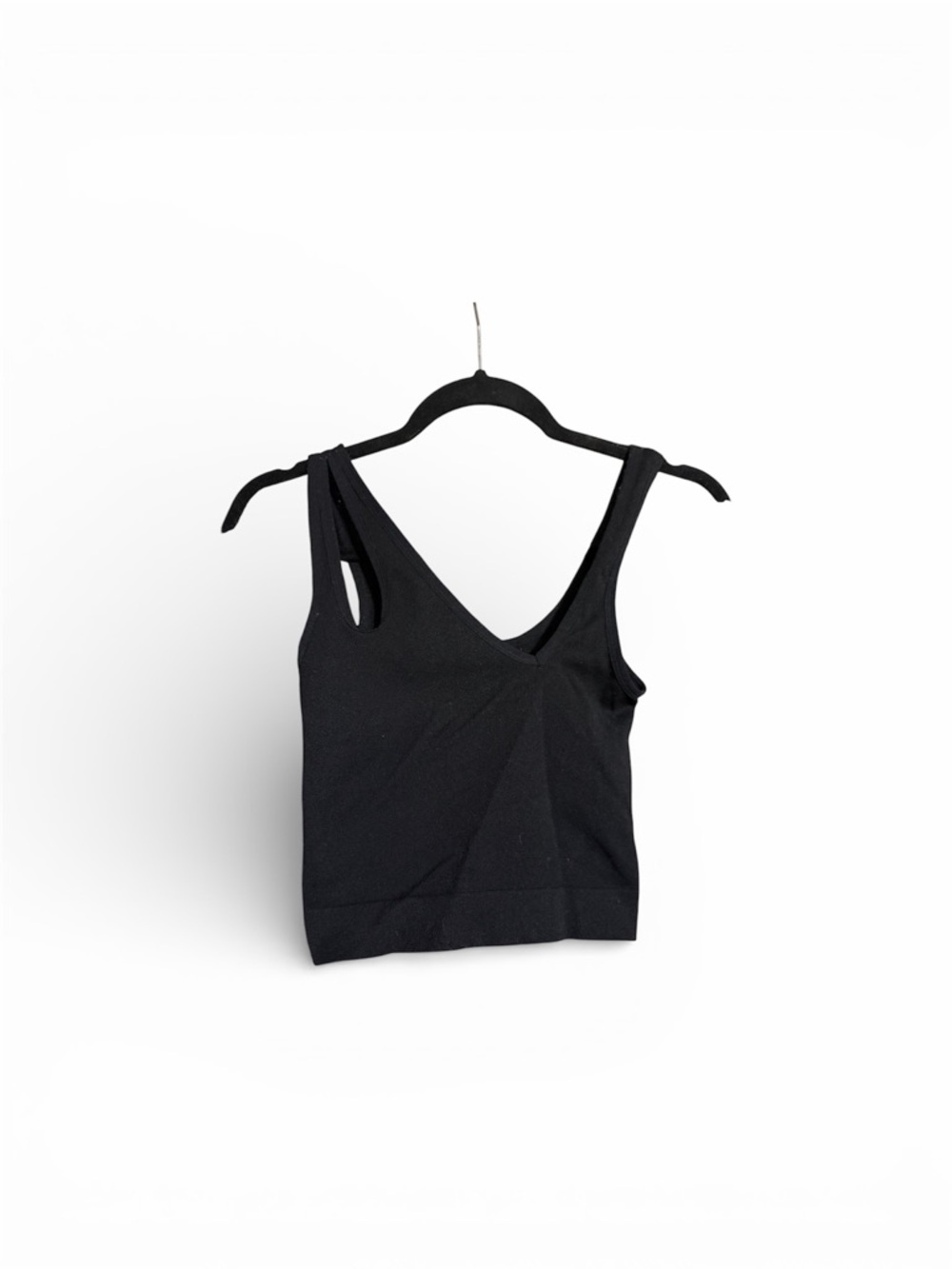 Colsie Women's Brami Cut Out black ribbed crop size Medium
